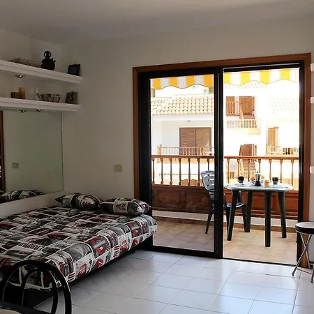 Apartment House El Cardon By World *